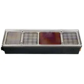 lampa-tylna-zesp-4-segm-prawa-diodowa-z-gniazdem-pelny-led