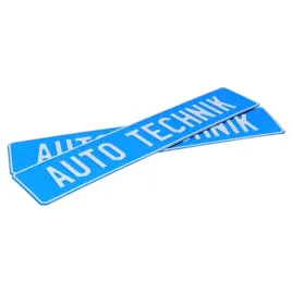 2-tablice-rejestracyjne-z-napisem-auto-technik