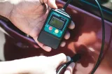 miernik-tester-grubosci-lakieru-gl-3suv-zakres-pomiarowy-0-2000-mm