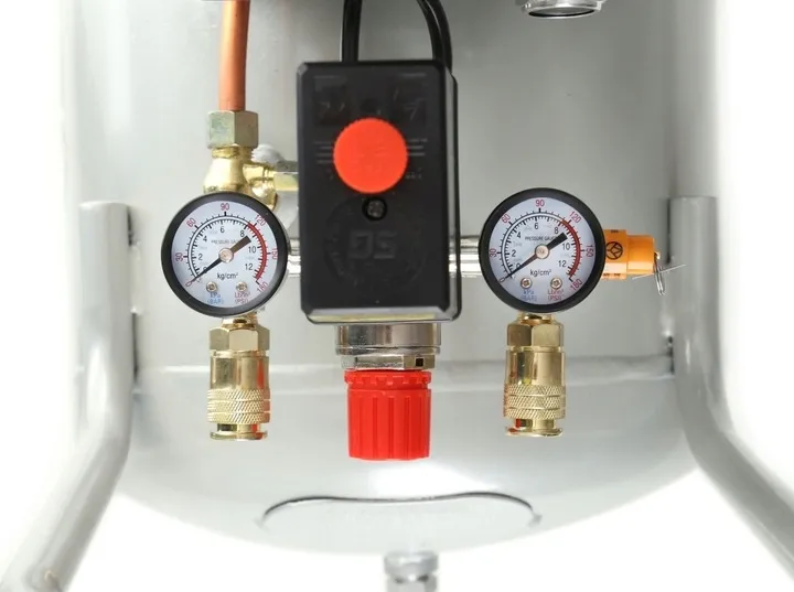 kompresor-olejowy-sprezarka-50l-gratis-zestaw-6w1-marka-tagred-kod-producenta-ta301ta104