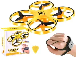 dron-sterowany-reka-pilot-quadrocopter-rc0573