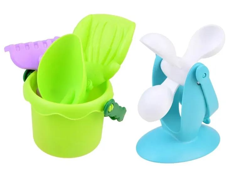 zestaw-do-piasku-wiaderko-foremki-autko-za4023-material-plastik