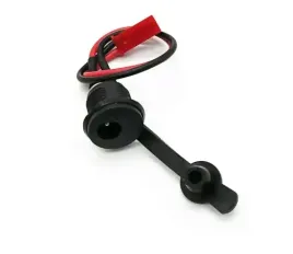 port-gniazdo-ladowania-hulajnog-motus-scooty-fiat-500