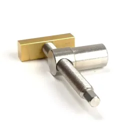 imak-regulowany-70mm-docisk-srubowy-stalowy-z-kluczem-oczkowym-stolarski