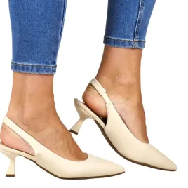 czolenka-bez-piety-na-niskim-obcasie-potocki-41315-bezowe