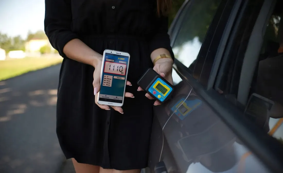 miernik-grubosci-lakieru-gl-smart-8-android-ios
