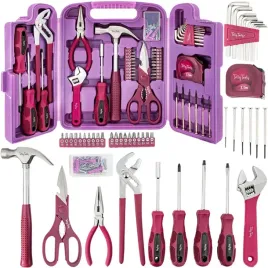 zestaw-narzedziowy-klucze-nasadowe-wkretaki-mlotek