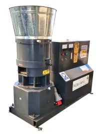 brykieciarka-do-zwirku-wysciolki-dla-zwierzat-30kw-siano-sloma-odpady-rolne