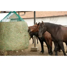 siatka-na-siano-do-bel-do-zawieszania-zielony-150-x-180-cm-oczko-45-cm