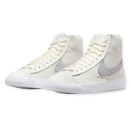 buty-damskie-nike-blazer-mid-77-zamszowe-styl-vintage
