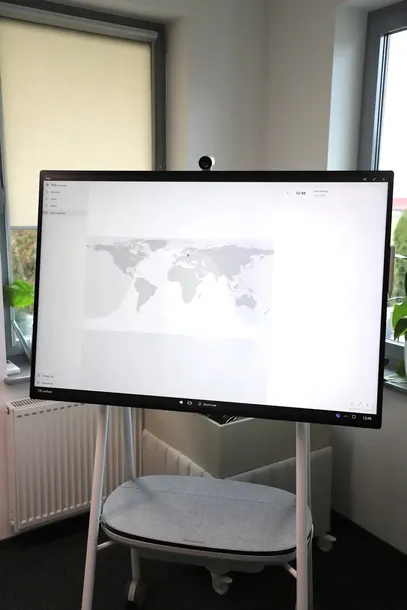 microsoft-surface-hub-2s-i5-przekatna-ekranu-50