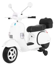 pojazd-skuter-vespa-bialy