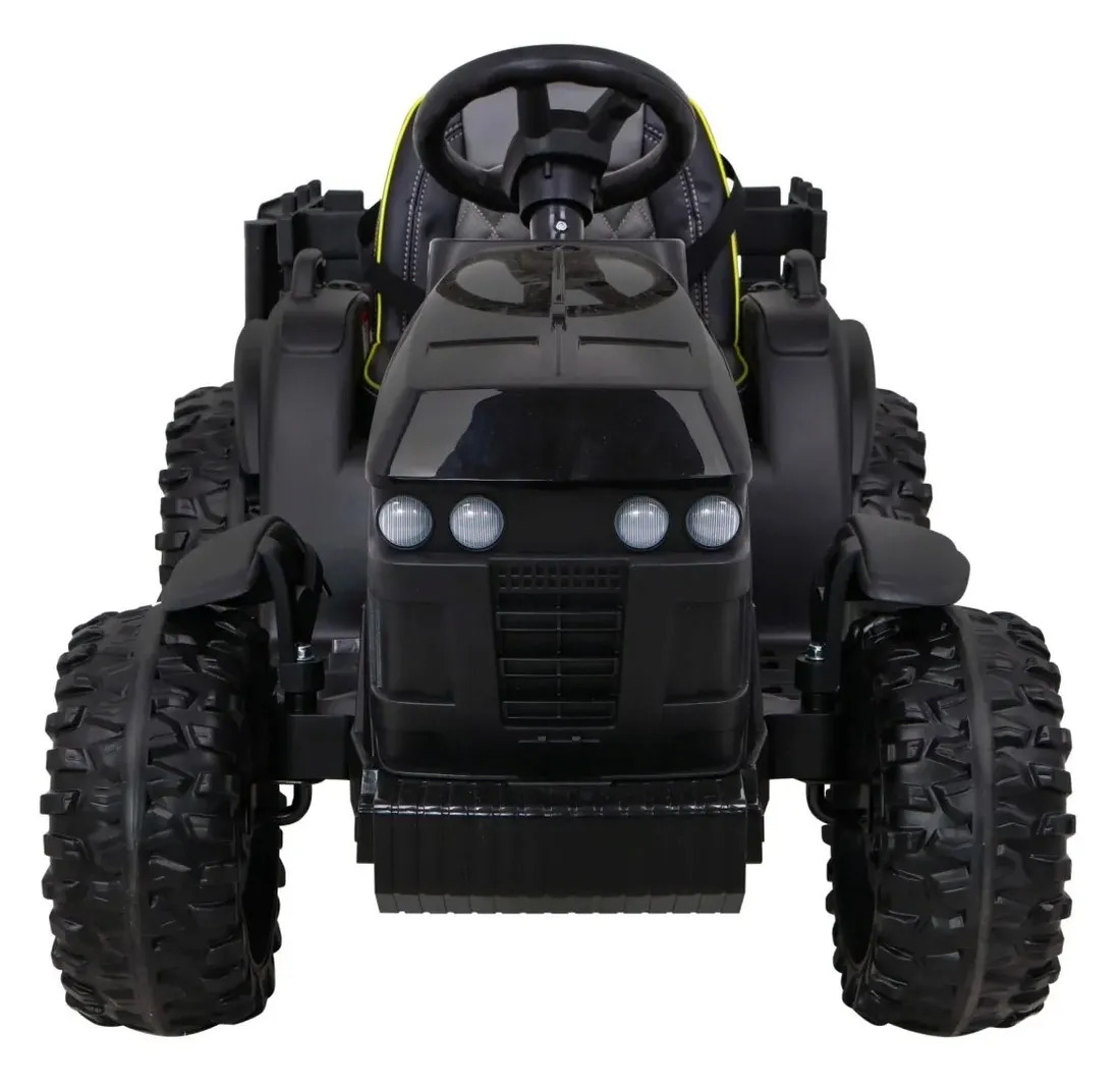 traktor-titanium-z-przyczepa-czarny-stan-nowy