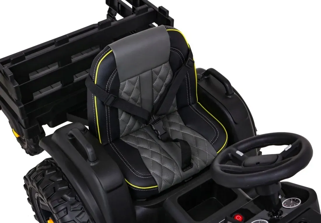 traktor-titanium-z-przyczepa-czarny