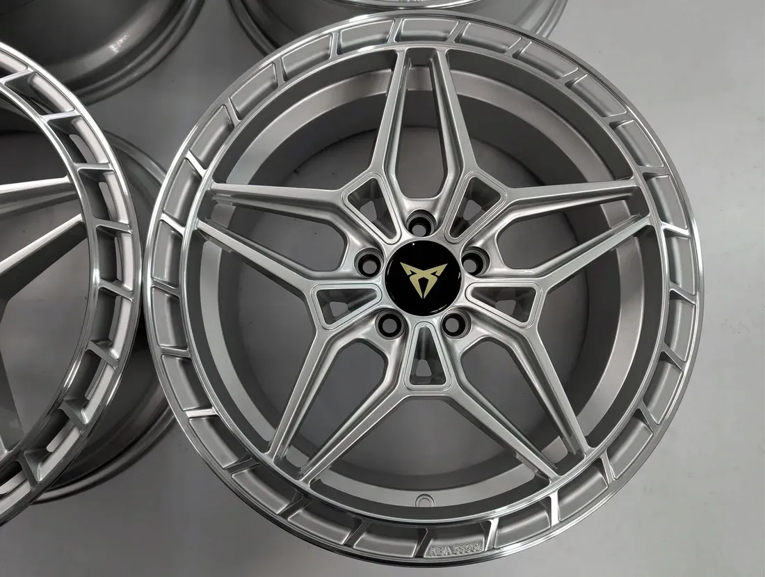 nowe-alufelgi-cupra-19-born-stan-nowy