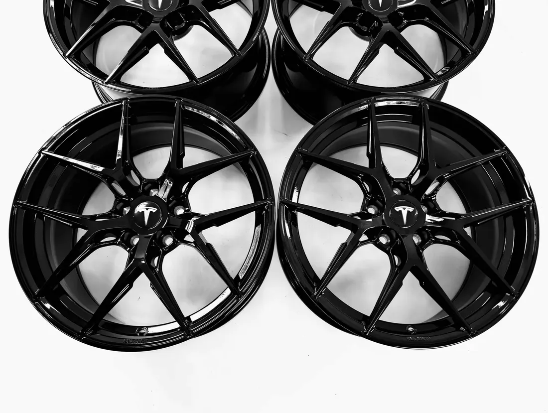 nowe-alufelgi-tesla-19-model-3-model-3-highland