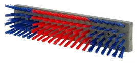 szczota-do-czochradla-dla-bydla-50-x-10-cm-niebiesko-czerwona-kerbl