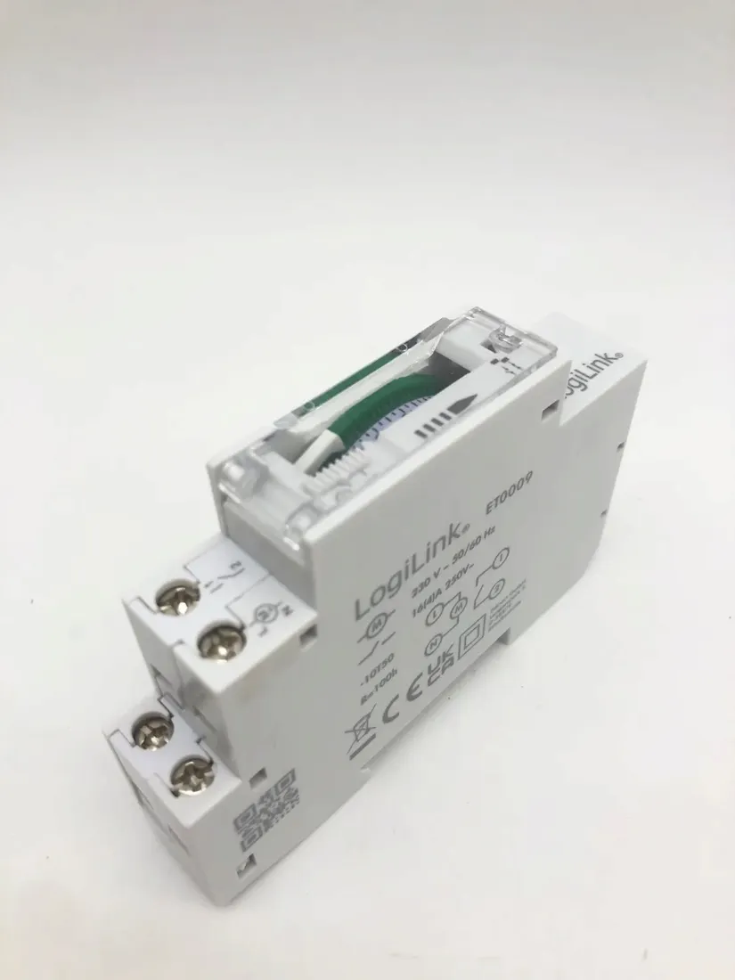 programator-czasowy-logilink-et0009-stan-powystawowy