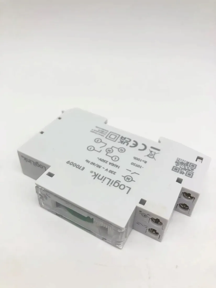 programator-czasowy-logilink-et0009