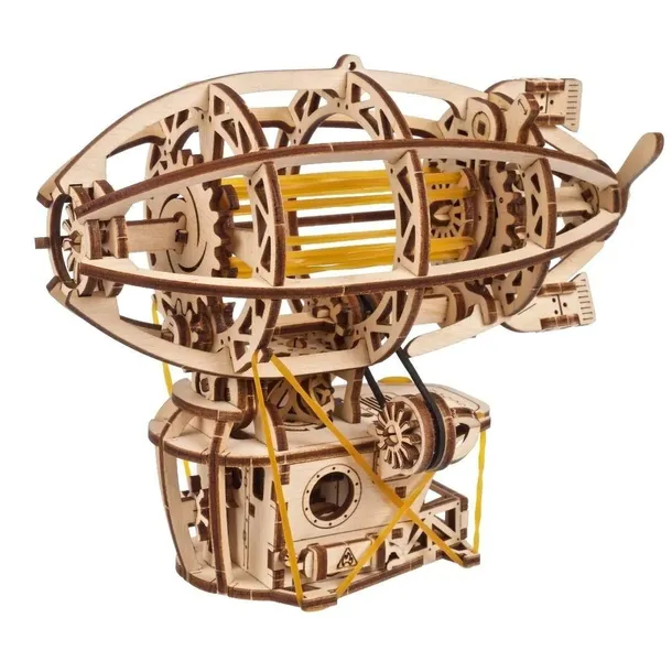 model-mechaniczny-sterowiec