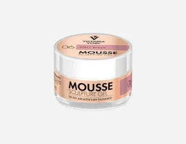 victoria-vynn-mus-zel-z-tiksotropia-budujacy-06-mousse-sculpture-gel-50-ml
