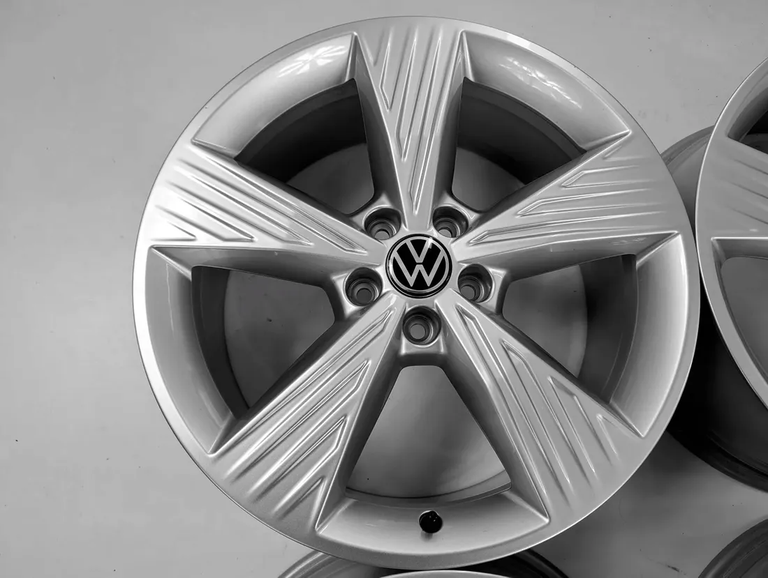 nowe-alufelgi-do-vw-19-arteon-beetle-caddy-eos-golf-5-7-phaeton
