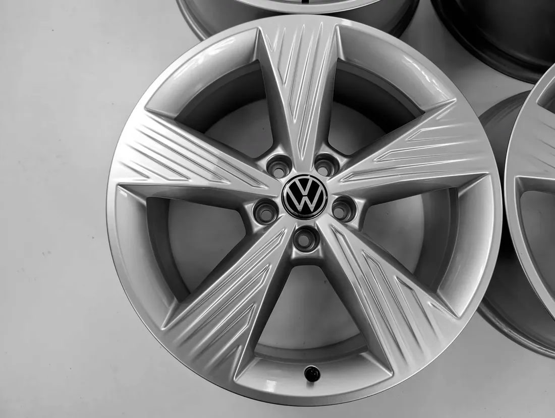 nowe-alufelgi-do-vw-19-arteon-beetle-caddy-eos-golf-5-7-phaeton