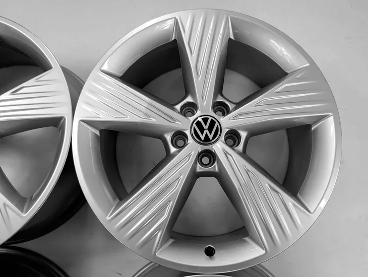 nowe-alufelgi-do-vw-19-arteon-beetle-caddy-eos-golf-5-7-phaeton-wykonczenie-si-srebrne
