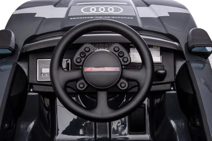 pojazd-audi-rsq-e-tron-szary-marka-ramiz-stan-nowy