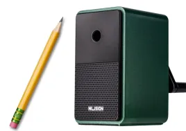 strugaczka-na-korbke-z-pojemnikiem-regulacja-ostrza-zielona