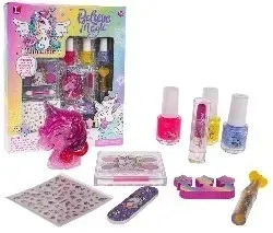 zestaw-do-robienia-paznokci-jednorozec