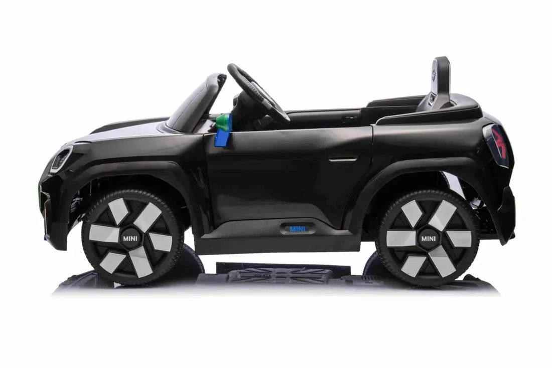 pojazd-mini-concept-aceman-czarny-stan-nowy