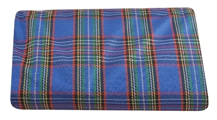 mata-piknikowa-145x180-basic-niebieska-wzor-kratka