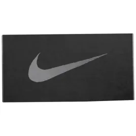 recznik-sportowy-nike-szybkoschnacy
