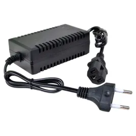 ladowarka-do-opryskiwacza-akumulatorowego-12v-1-1a