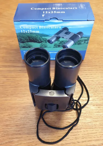lornetka-compact-binoculars-pro-12x-25mm-pro-0597-szklo-w-pryzmatach-brak-informacji