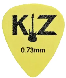 kostka-do-gitary-piorko-kz-standard-073-mm-z-tediorexu-3x26-cm