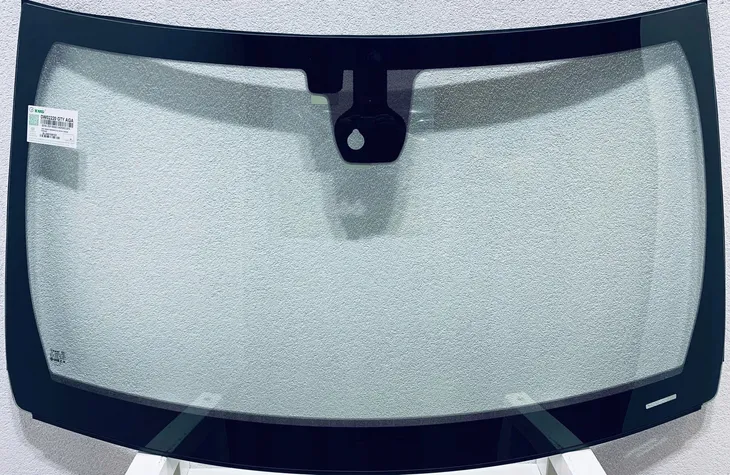 SZYBA CZOŁOWA JEEP GRAND CHEROKEE WK2 2016-2021 SENSOR