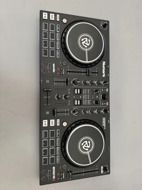 numark-mixtrack-pro-fx-kontroler-serato-dj-rodzaj-cyfrowy