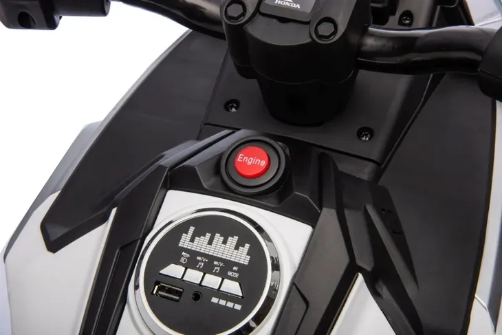 motor-honda-nc750x-bialy-kolor-wielokolorowy-wiek-dziecka-3-lata