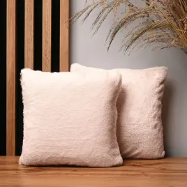 dekoracyjna-poszewka-na-poduszke-jaska-30x30-cm-z-imitacji-futra