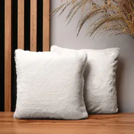 dekoracyjna-poszewka-na-poduszke-jaska-30x30-cm-z-imitacji-futra