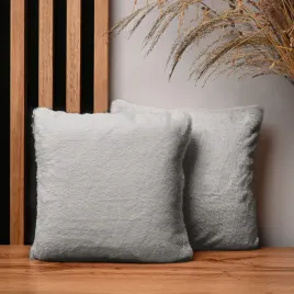 dekoracyjna-poszewka-na-poduszke-jaska-30x30-cm-z-imitacji-futra