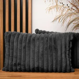 poszewka-na-poduszke-40x60-cm-w-kolorze-antracytowym-z-imitacji-futra