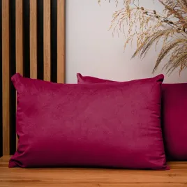 dekoracyjna-poszewka-na-poduszke-40x60-cm-w-kolorze-borodwym-welurowa