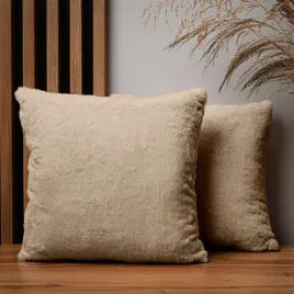 poszewka-na-poduszke-ozdobna-40x40-cm-w-kolorze-piaskowym-z-imitacji-futra