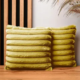 dekoracyjna-poszewka-na-poduszke-30x30cm-imitacji-futra-z-przeszyciami