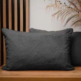 dekoracyjna-poszewka-na-poduszke-40x60-cm-grafitowy-z-imitacji-futra