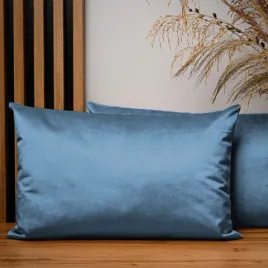 dekoracyjna-poszewka-jasiek-na-poduszke-40x60-cm-w-kolorze-lazurowym