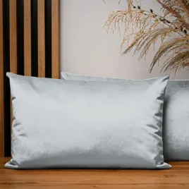 dekoracyjna-poszewka-na-poduszke-40x60-cm-blekitna-z-tkaniny-welurowej
